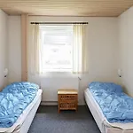 20 Person In Vinderup-by Traum