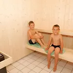 20 Person In Vinderup-by Traum *